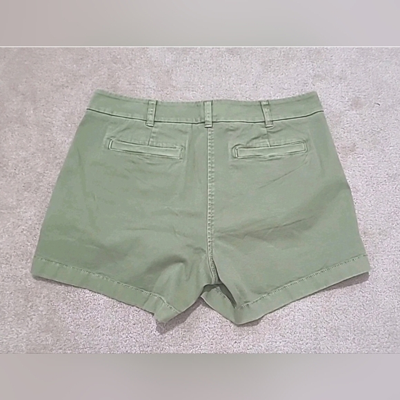 J CREW Woman's Flat Front Chino Casual Shorts Size 8 Stretch Walking Hiking - Picture 3 of 9